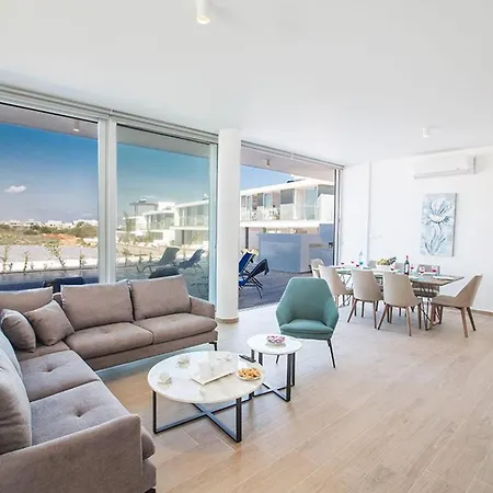 Olive Titan, Brand New,exquisite 5bdr With Pool,close To The Villa Protaras