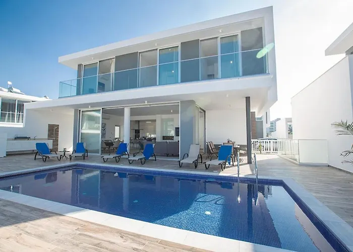 Olive Titan, Brand New,exquisite 5bdr With Pool Vila