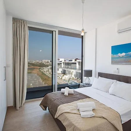 Villa Olive Titan, Brand New,exquisite 5bdr With Pool,close To The