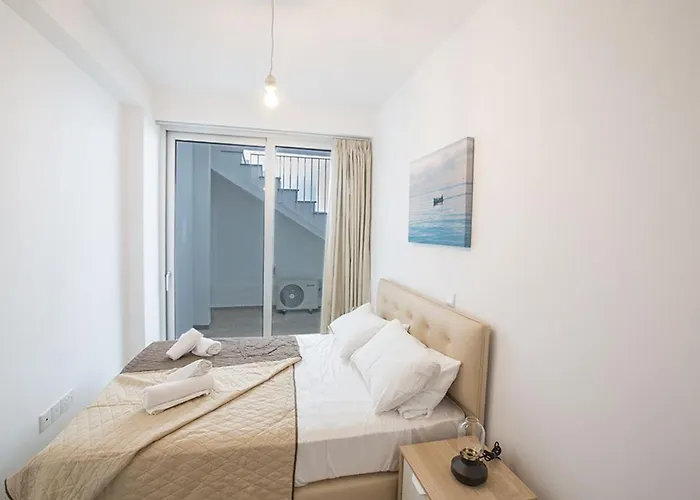 Olive Titan, Brand New,exquisite 5bdr With Pool Vilă