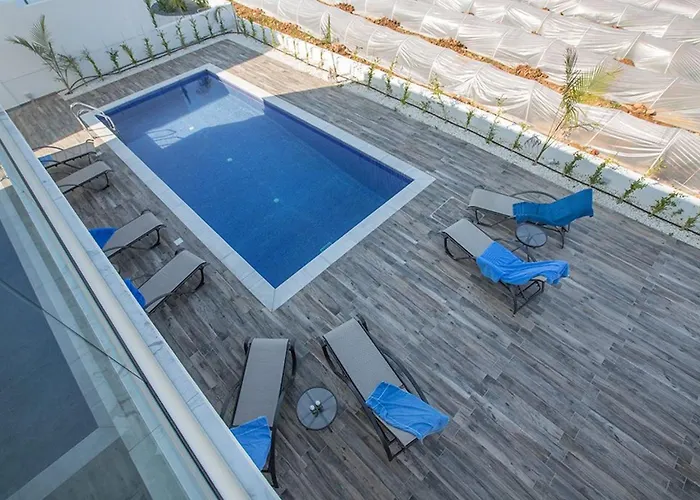 Olive Titan, Brand New,exquisite 5bdr With Pool Vilă Protaras