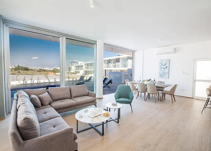 Olive Titan, Brand New,exquisite 5bdr With Pool *