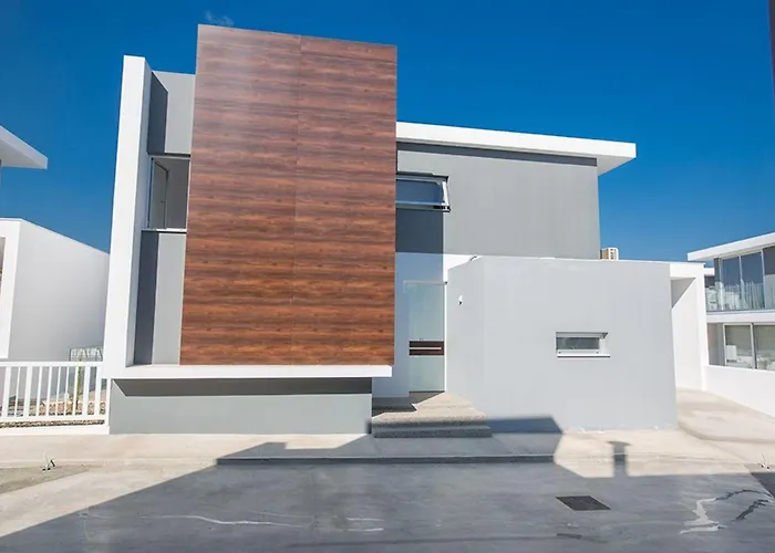 Olive Titan, Brand New,exquisite 5bdr With Pool Villa *